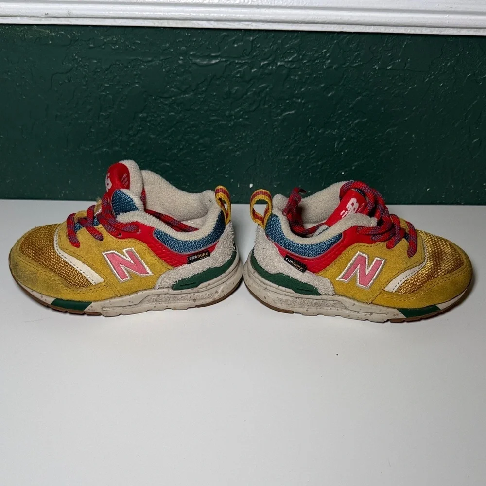 New Balance 997H Little Kids Sneakers Size 5 Varsity Gold Multi
